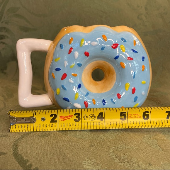 Simpsons inspired coffee mug by Comfify. Unique donut shape, no chips or cracks. - Picture 8 of 8